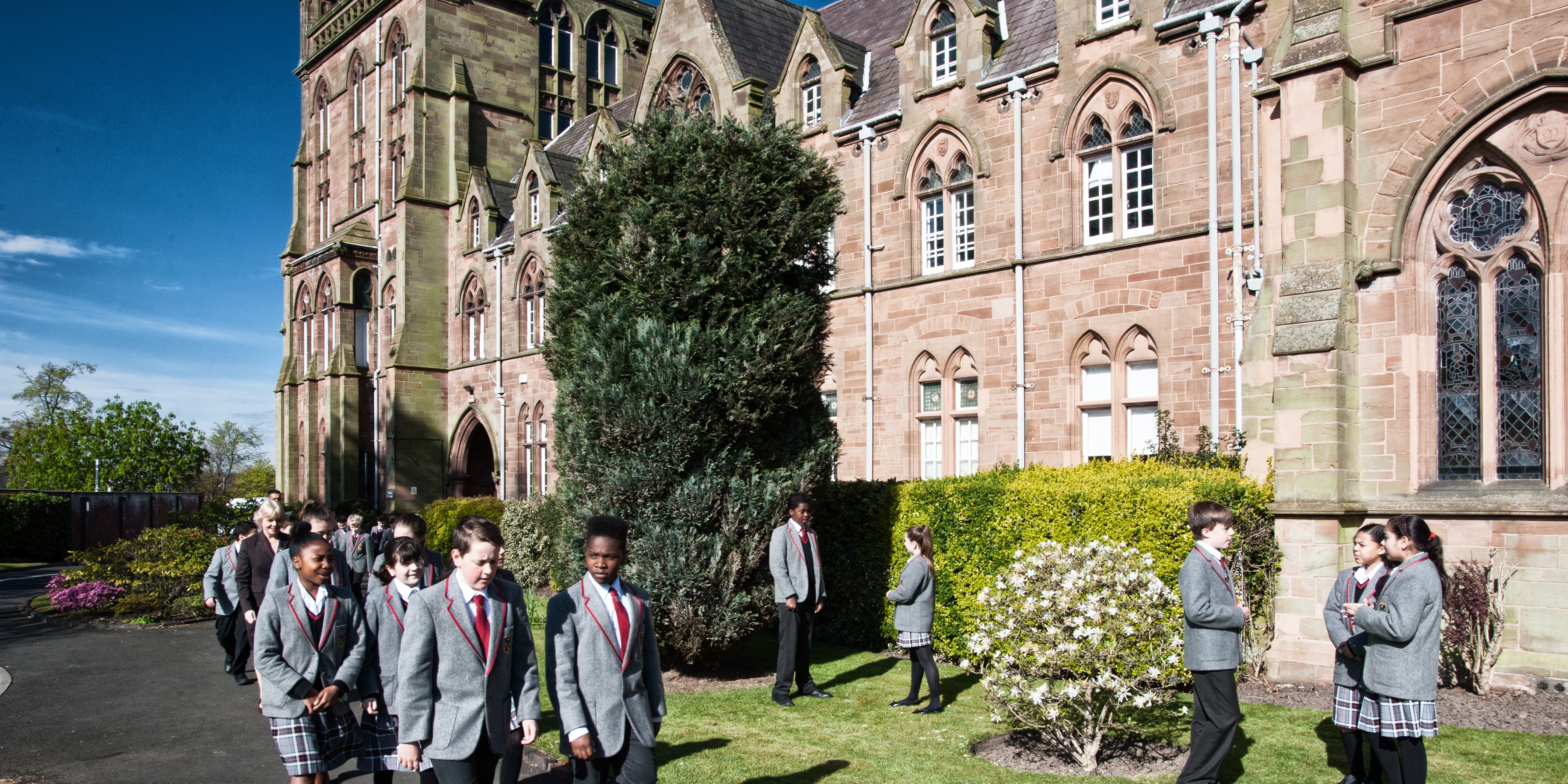 (c) Highclareschool.co.uk